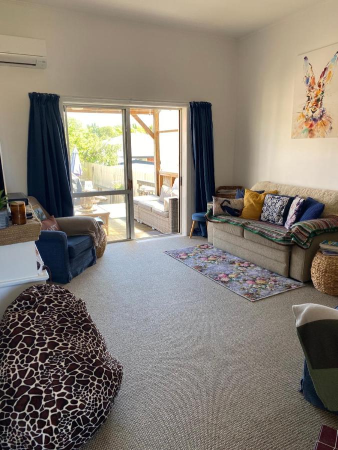 טימארו Wee Blue Bnb- Central Cosy Villa מראה חיצוני תמונה